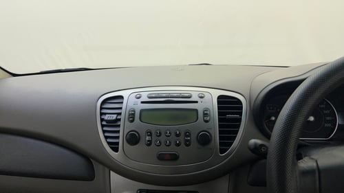 Used 2012 Hyundai i10 Sportz 1.2 AT Kappa2 Petrol Automatic top_features Integrated (in-dash) music system