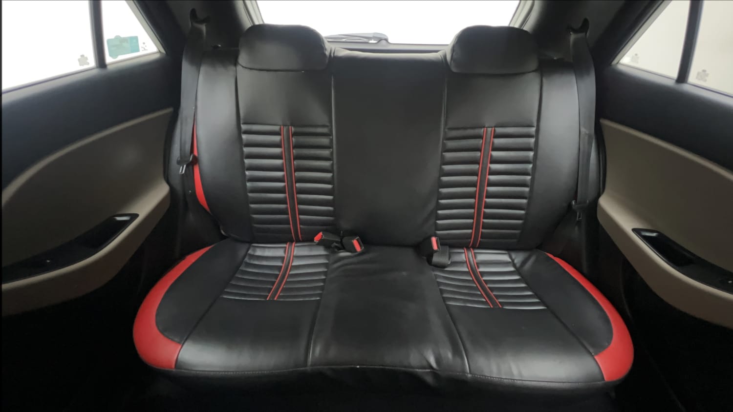 Used 2015 Hyundai Elite i20 Asta 1.2 Petrol Manual interior REAR SEAT CONDITION VIEW