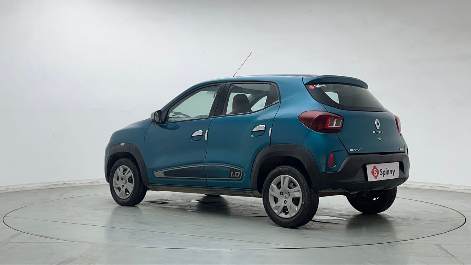 Used 2021 Renault Kwid RXT 1.0 AMT (O) Petrol Automatic exterior LEFT REAR CORNER VIEW