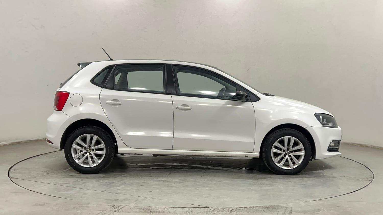 Used 2016 Volkswagen Polo GT TSI Petrol Automatic exterior RIGHT SIDE VIEW