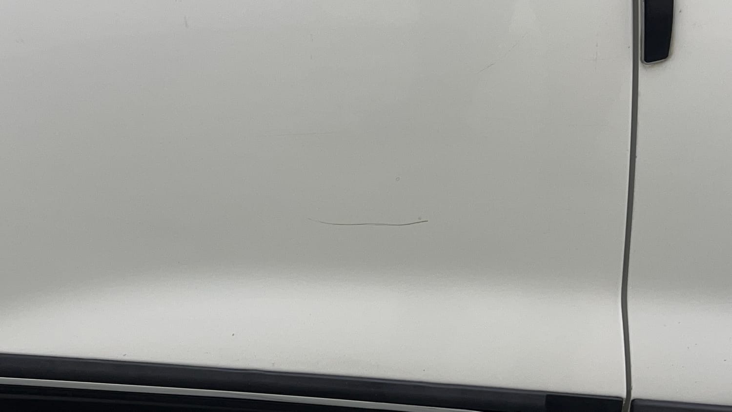 Used 2021 maruti-suzuki Vitara Brezza ZXi Petrol Manual dents MINOR SCRATCH