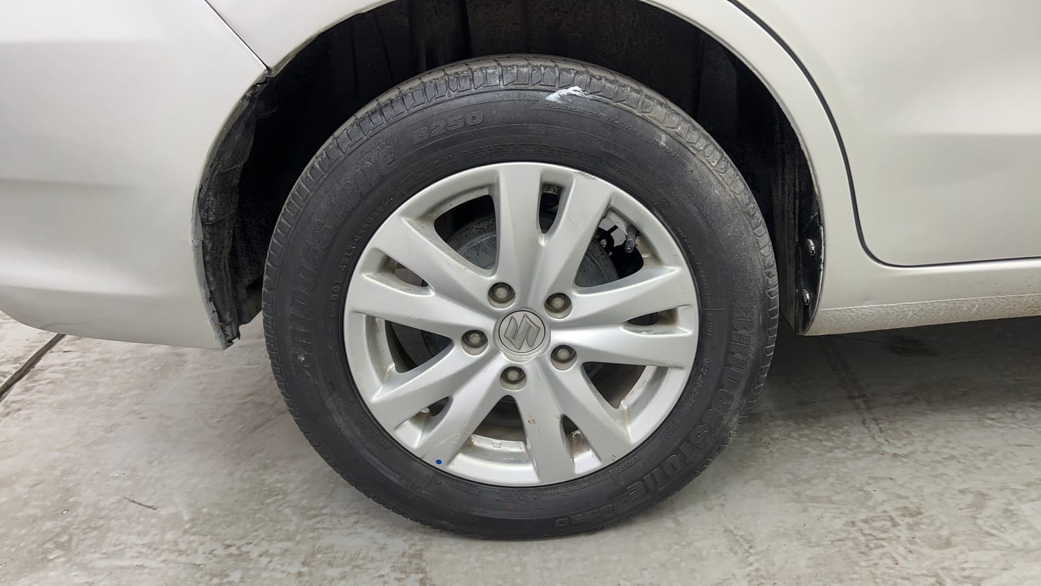 Used 2018 Maruti Suzuki Ertiga ZXI+ Petrol Manual tyres RIGHT REAR TYRE RIM VIEW