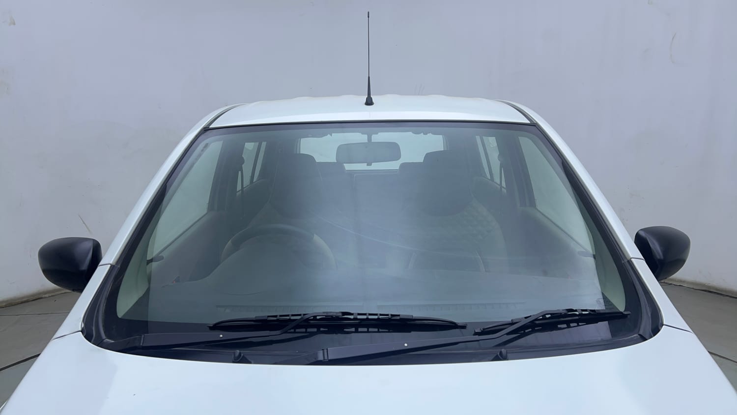 Used 2017 Maruti Suzuki Celerio VXi Petrol Manual exterior FRONT WINDSHIELD VIEW