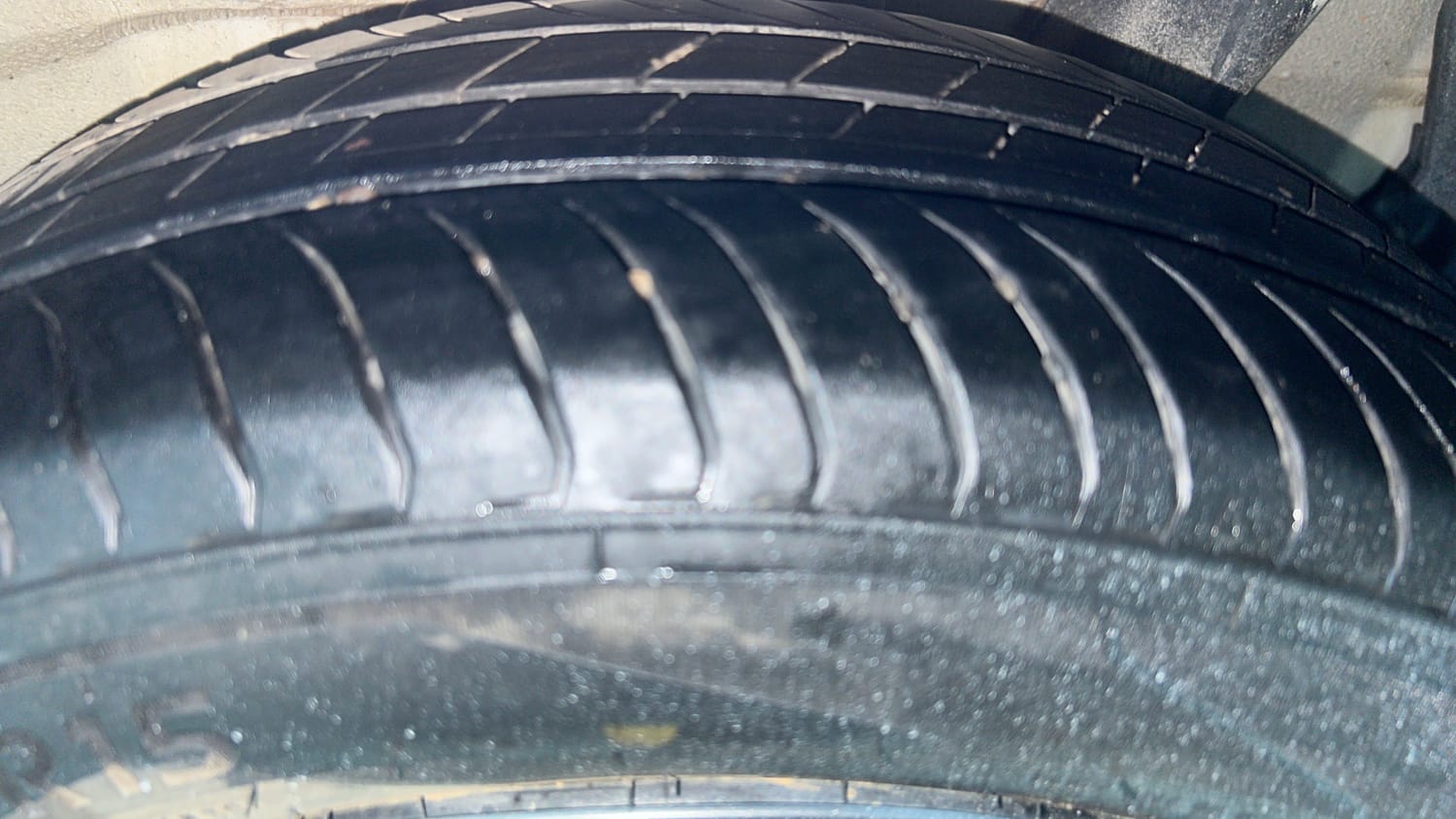 Used 2021 Hyundai Aura S 1.2 AMT Petrol Petrol Automatic tyres LEFT REAR TYRE TREAD VIEW