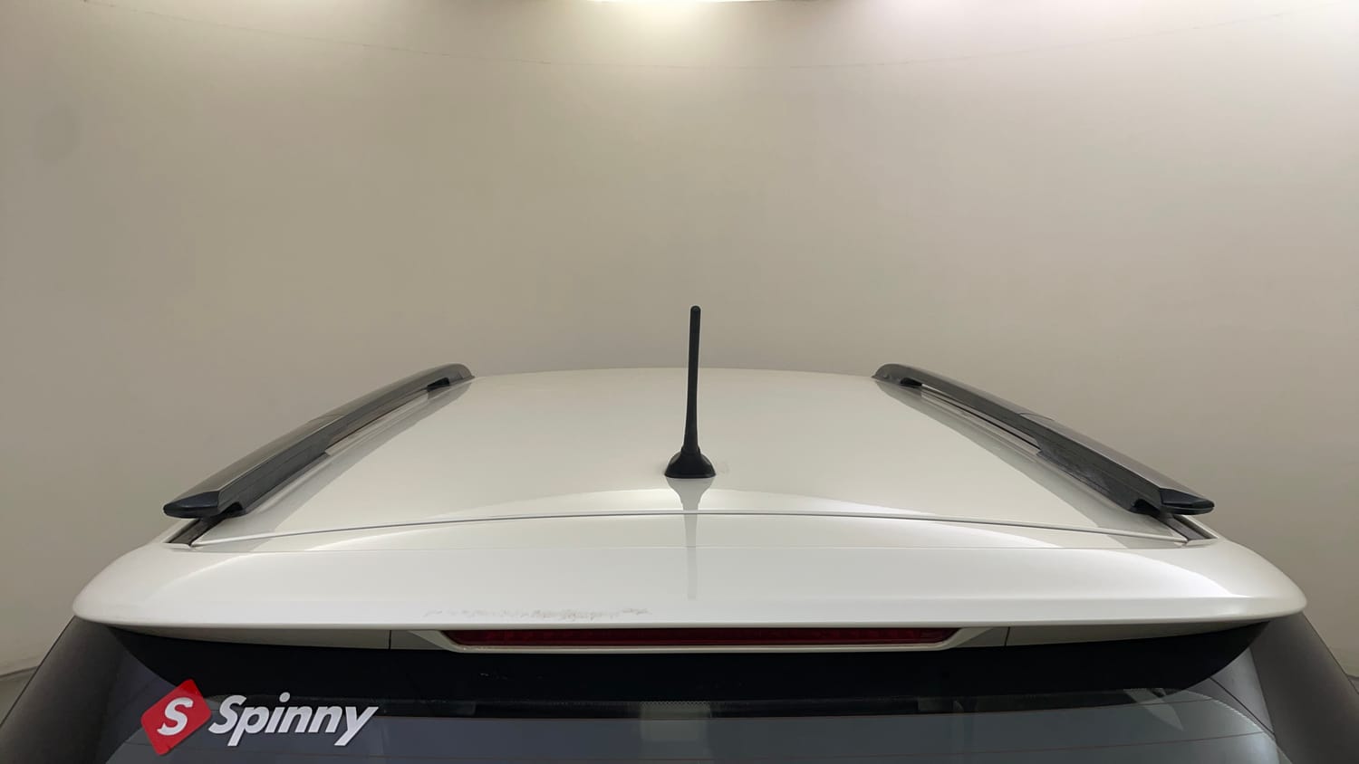 Used 2021 Mahindra XUV 300 W8 1.2 Petrol Petrol Manual exterior EXTERIOR ROOF VIEW