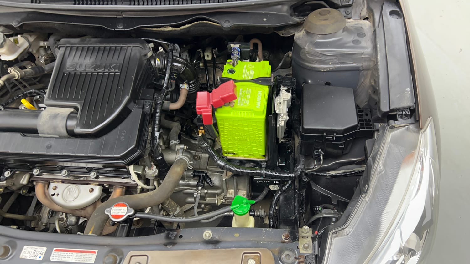 Used 2016 Maruti Suzuki Ciaz ZXi Petrol Manual engine ENGINE LEFT SIDE VIEW