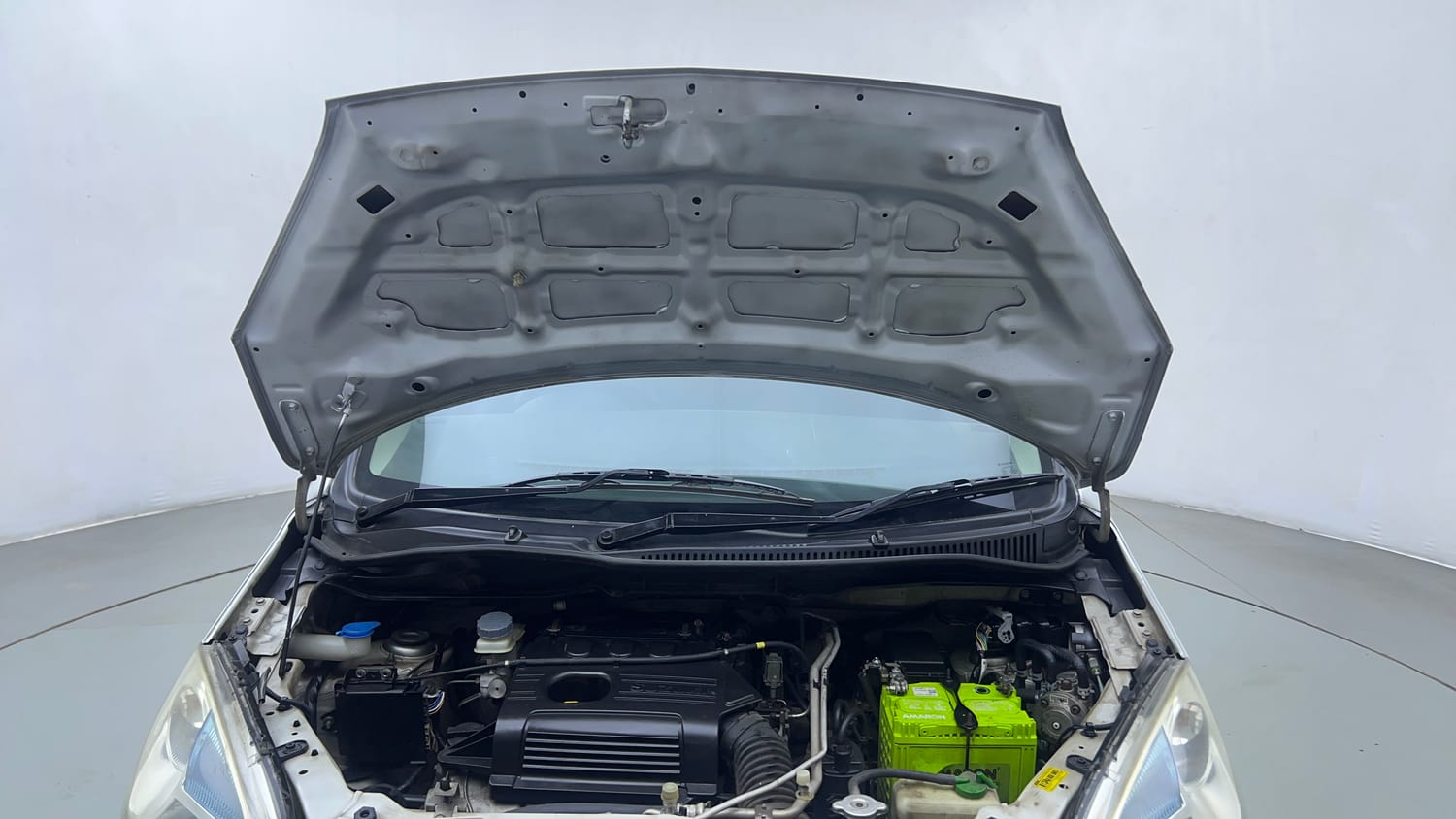 Used 2016 Maruti Suzuki Wagon R LXI CNG Cng Manual engine ENGINE & BONNET OPEN FRONT VIEW