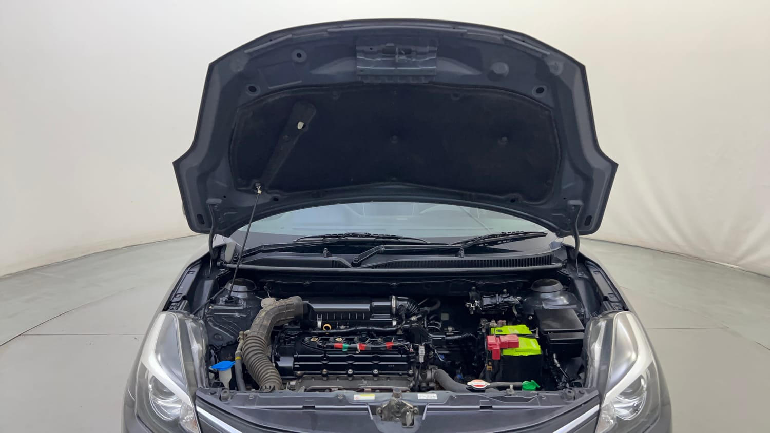 Used 2018 Maruti Suzuki Baleno Alpha 1.2 Petrol Manual engine ENGINE & BONNET OPEN FRONT VIEW