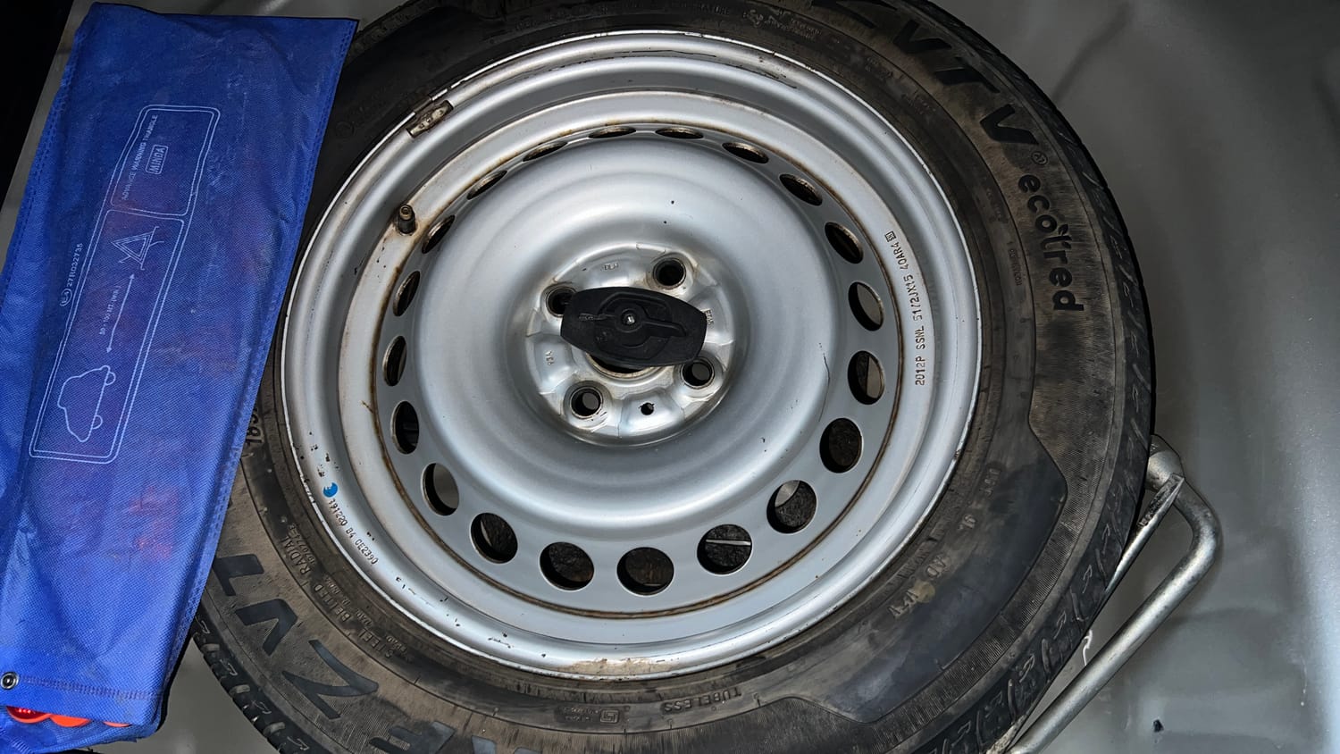 Used 2021 Maruti Suzuki Baleno Sigma Petrol Manual tyres SPARE TYRE VIEW