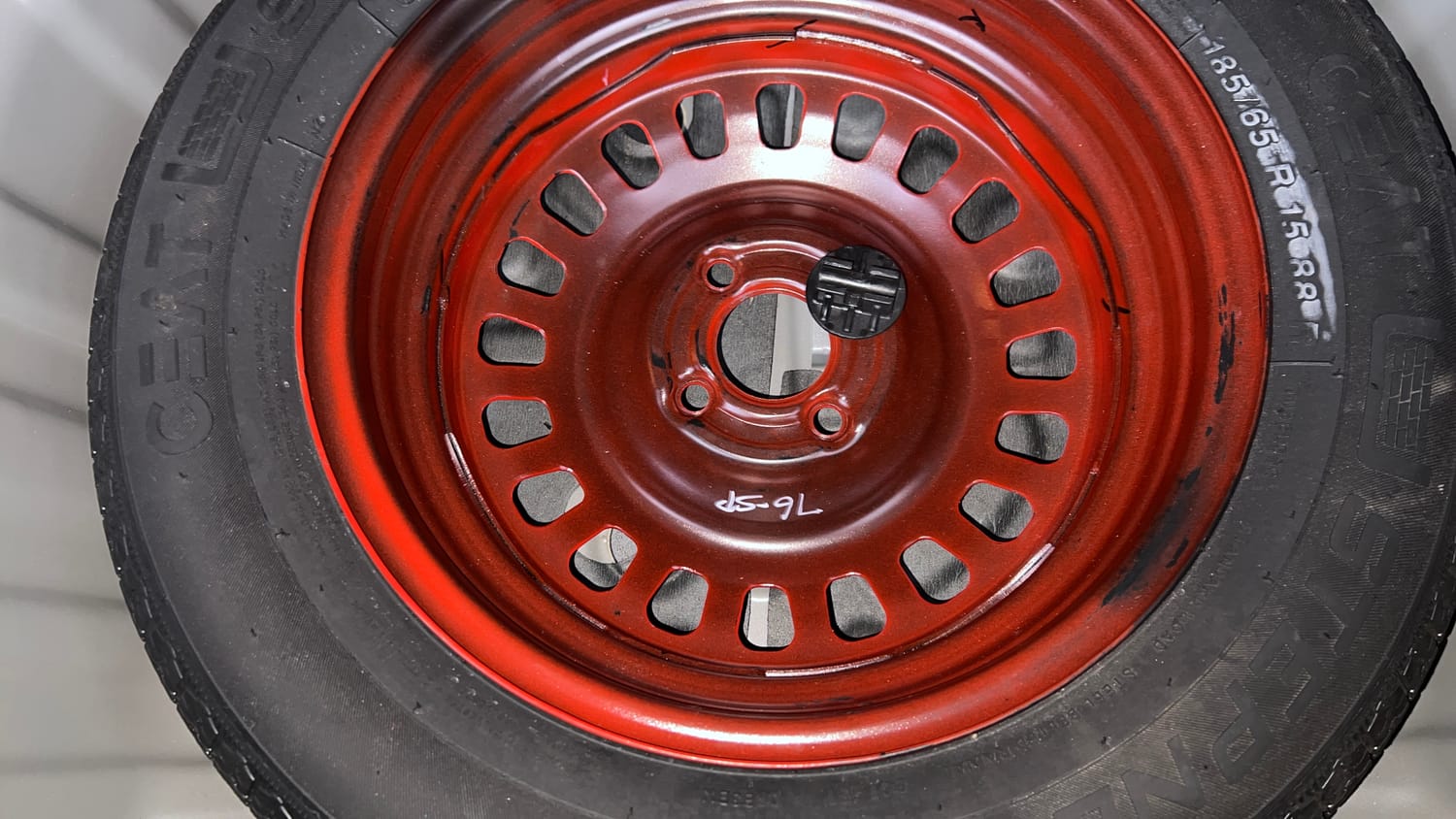 Used 2023 Nissan Magnite XV Petrol Manual tyres SPARE TYRE VIEW