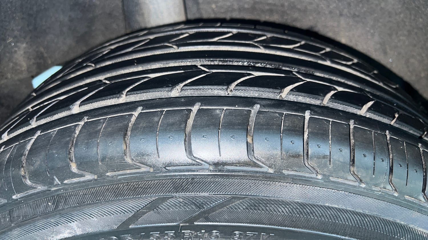 Used 2021 Maruti Suzuki Baleno Delta Petrol Manual tyres RIGHT REAR TYRE TREAD VIEW