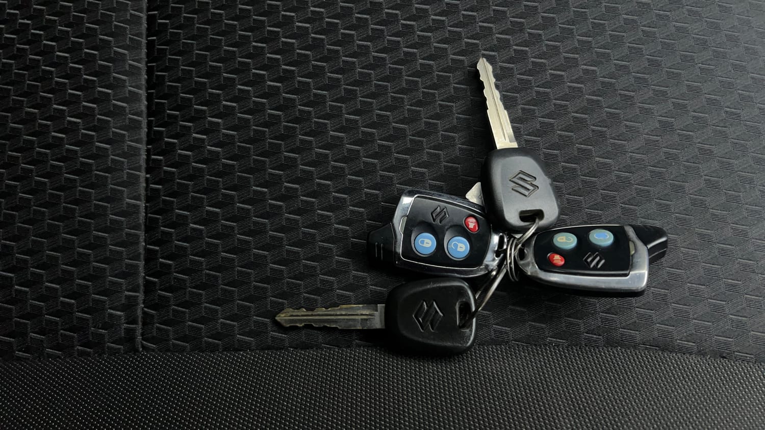 Used 2021 Maruti Suzuki Baleno Sigma Petrol Manual extra CAR KEY VIEW