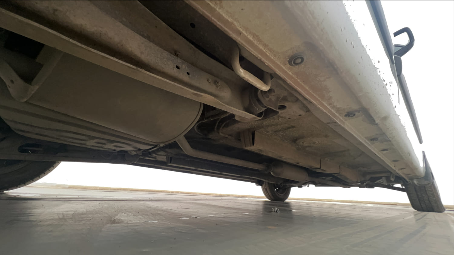 Used 2018 Maruti Suzuki Wagon R 1.0 VXI AMT (O) Petrol Automatic extra REAR RIGHT UNDERBODY VIEW