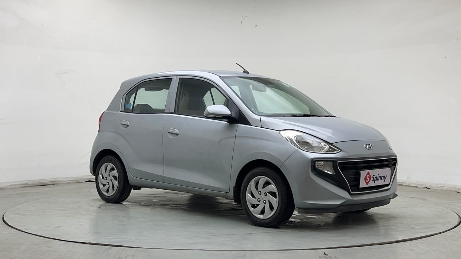 Used 2019 Hyundai Santro Asta Petrol Manual exterior RIGHT FRONT CORNER VIEW