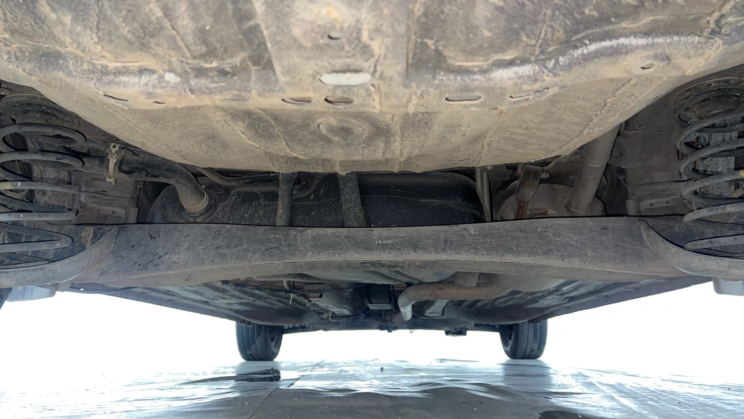 Used 2019 Honda Amaze 1.2 S MT Petrol Petrol Manual extra REAR UNDERBODY VIEW (TAKEN FROM REAR)