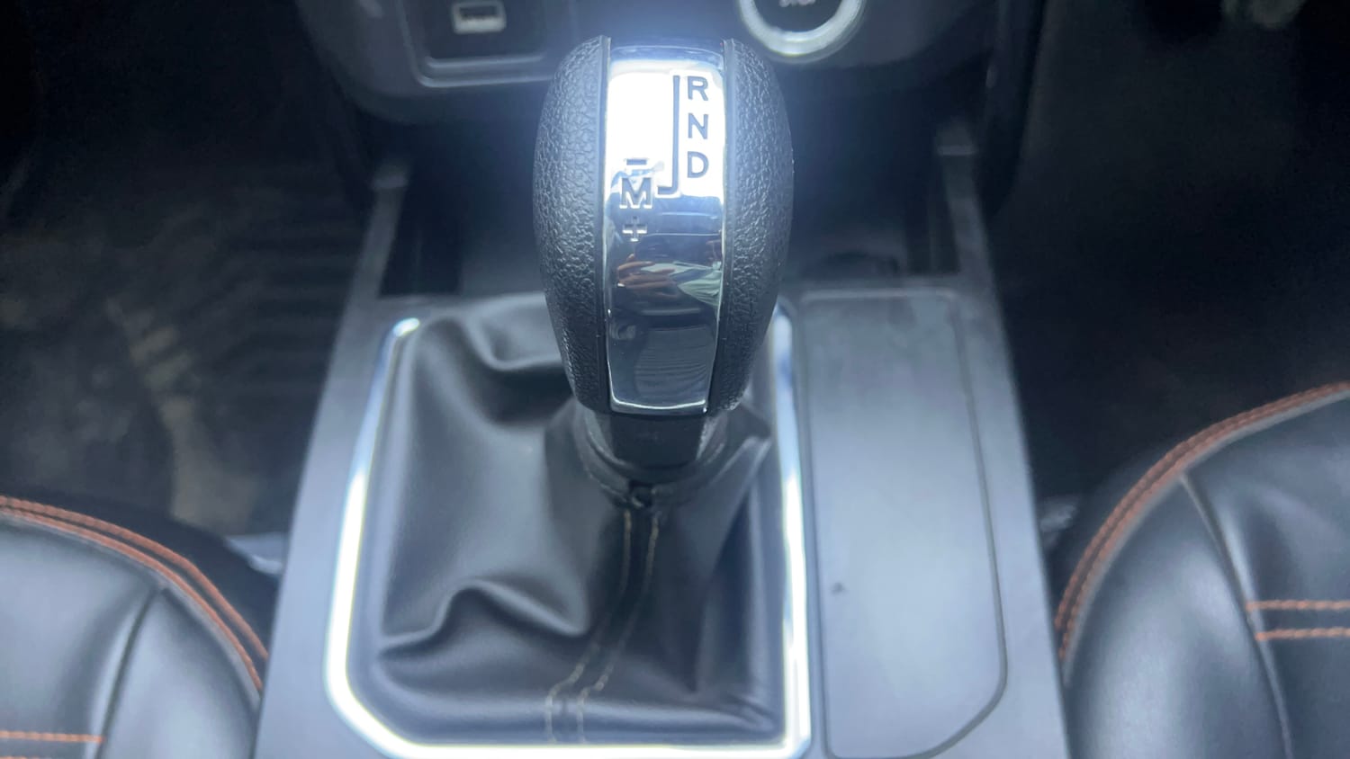 Used 2021 Renault Kiger RXT AMT Dual Tone Petrol Automatic interior GEAR  KNOB VIEW