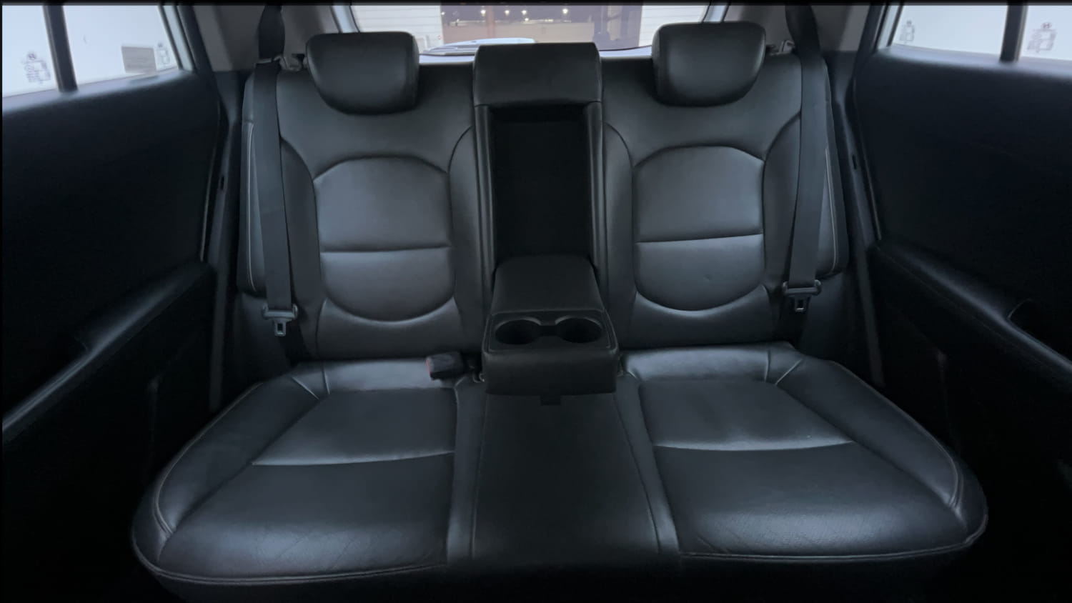 Used 2018 Hyundai Creta SX 1.6 CRDI (O) Diesel Manual interior REAR SEAT CONDITION VIEW