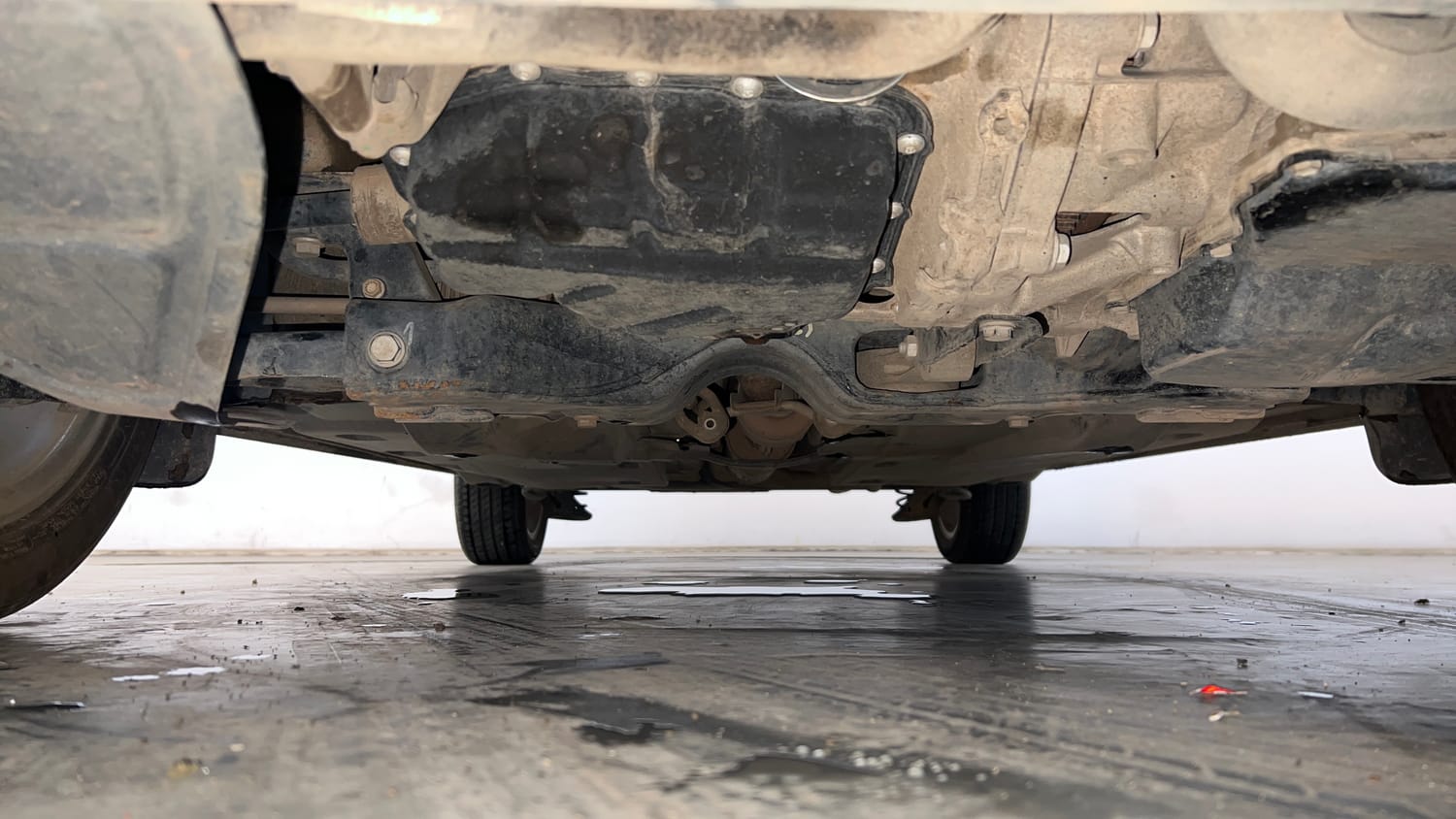 Used 2020 Skoda Rapid Style AT Petrol Automatic extra FRONT LEFT UNDERBODY VIEW
