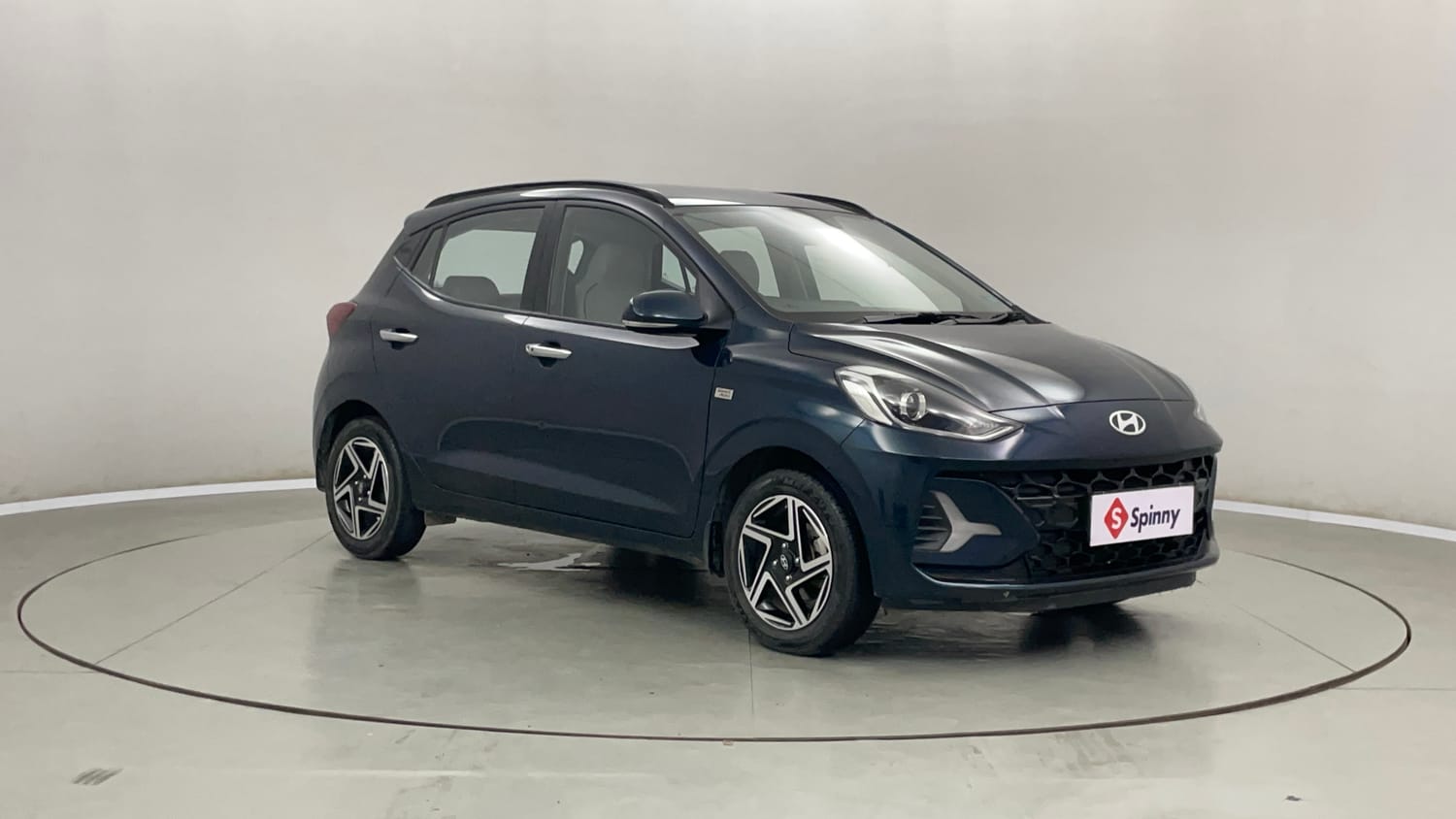 Used 2024 Hyundai Grand i10 Nios Asta 1.2 Kappa AMT Petrol Automatic exterior RIGHT FRONT CORNER VIEW