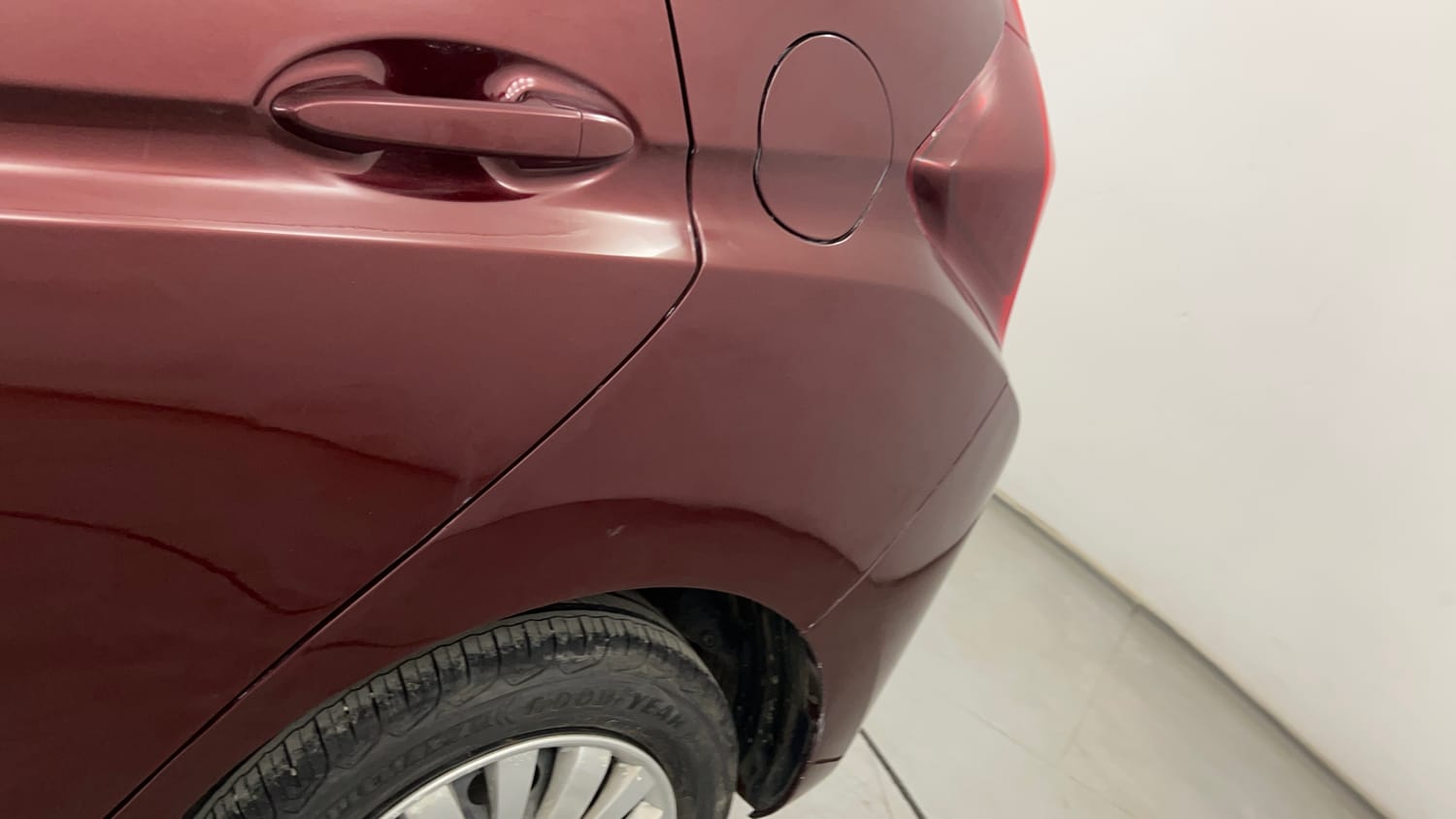 Used 2015 Honda Jazz SV Petrol Petrol Manual dents MINOR SCRATCH