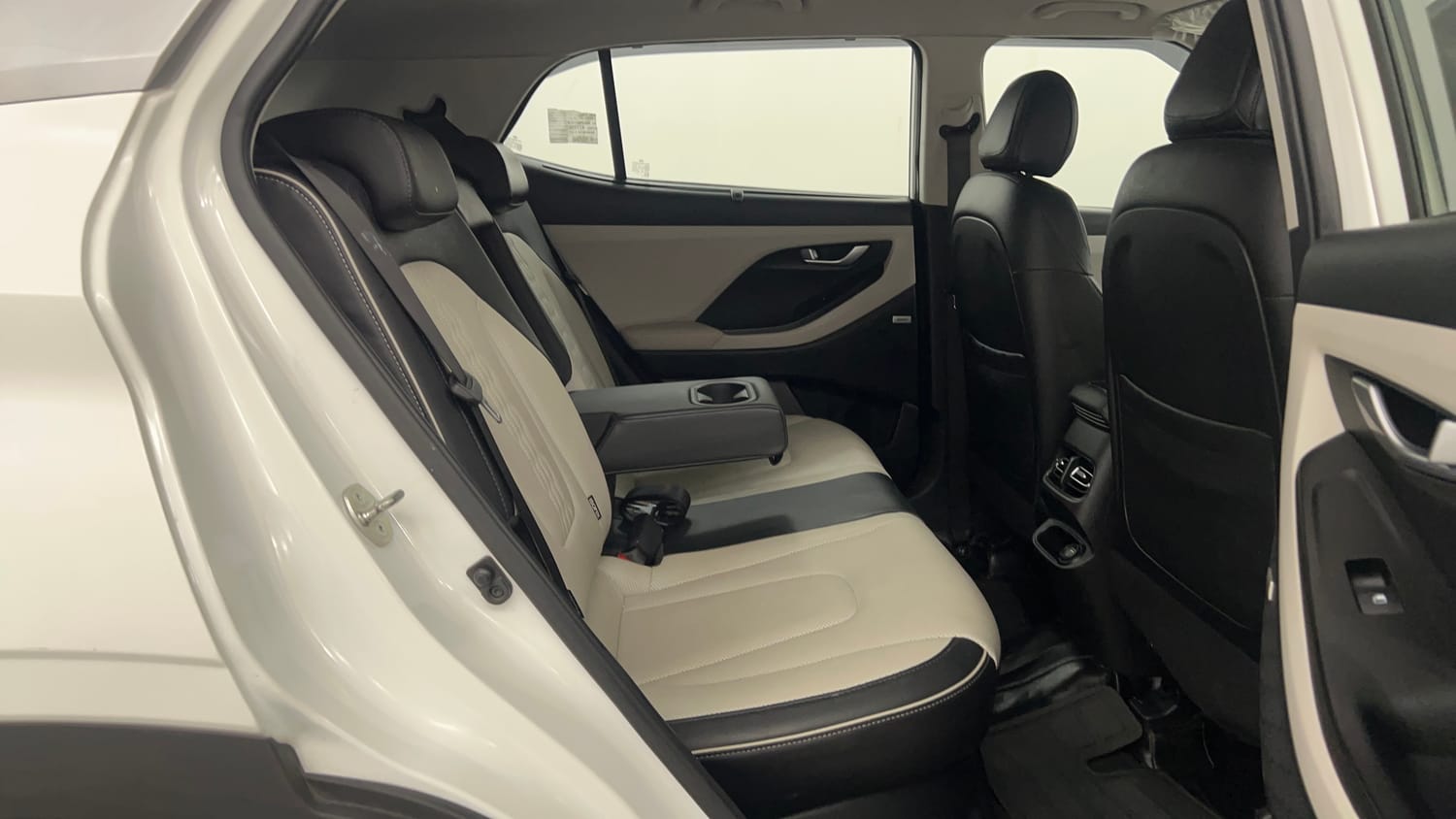 Used 2023 Hyundai Creta SX (O) 1.5 Petrol IVT Petrol Automatic interior RIGHT SIDE REAR DOOR CABIN VIEW