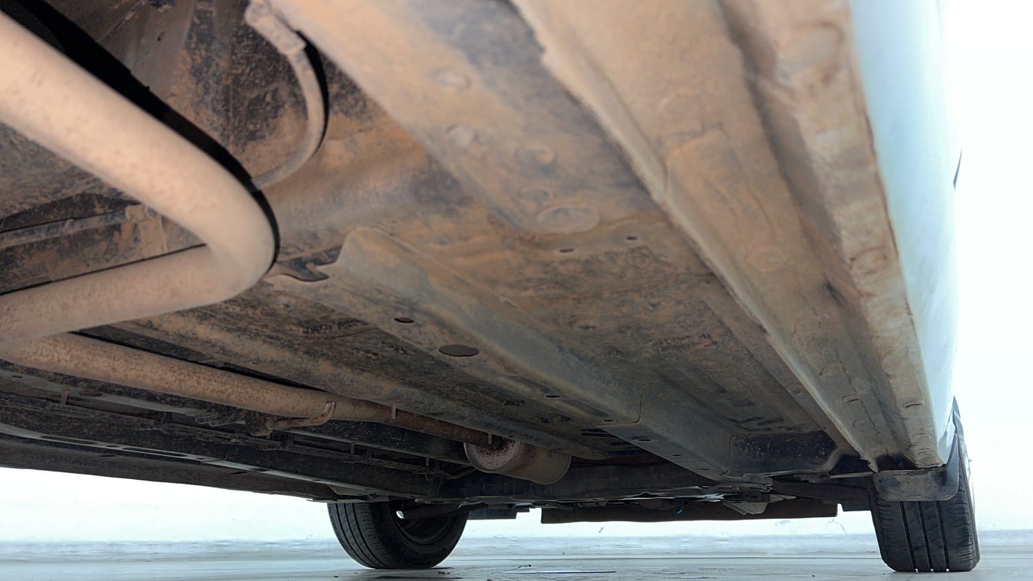Used 2020 Tata Altroz XT Petrol Petrol Manual extra REAR RIGHT UNDERBODY VIEW