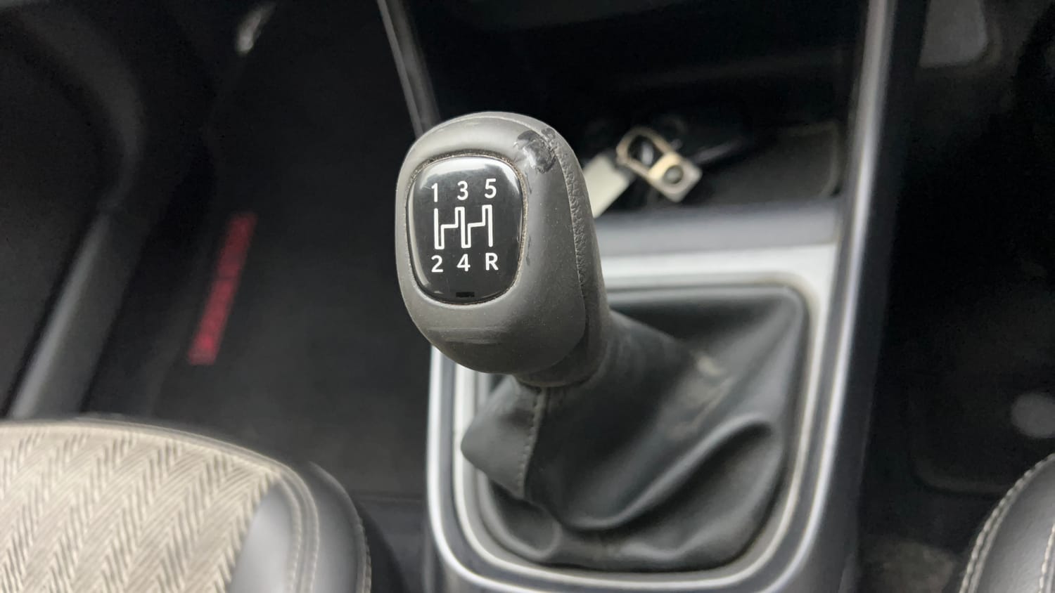 Used 2020 Tata Altroz XT Petrol Petrol Manual interior GEAR  KNOB VIEW