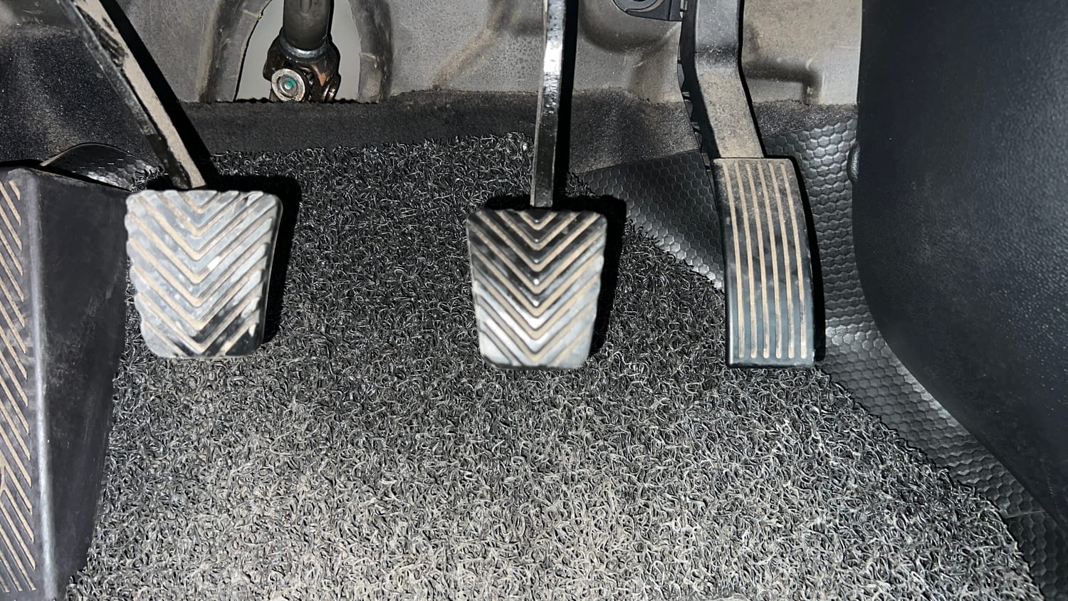 Used 2018 Hyundai Elite i20 Sportz 1.2 Petrol Manual interior PEDALS VIEW