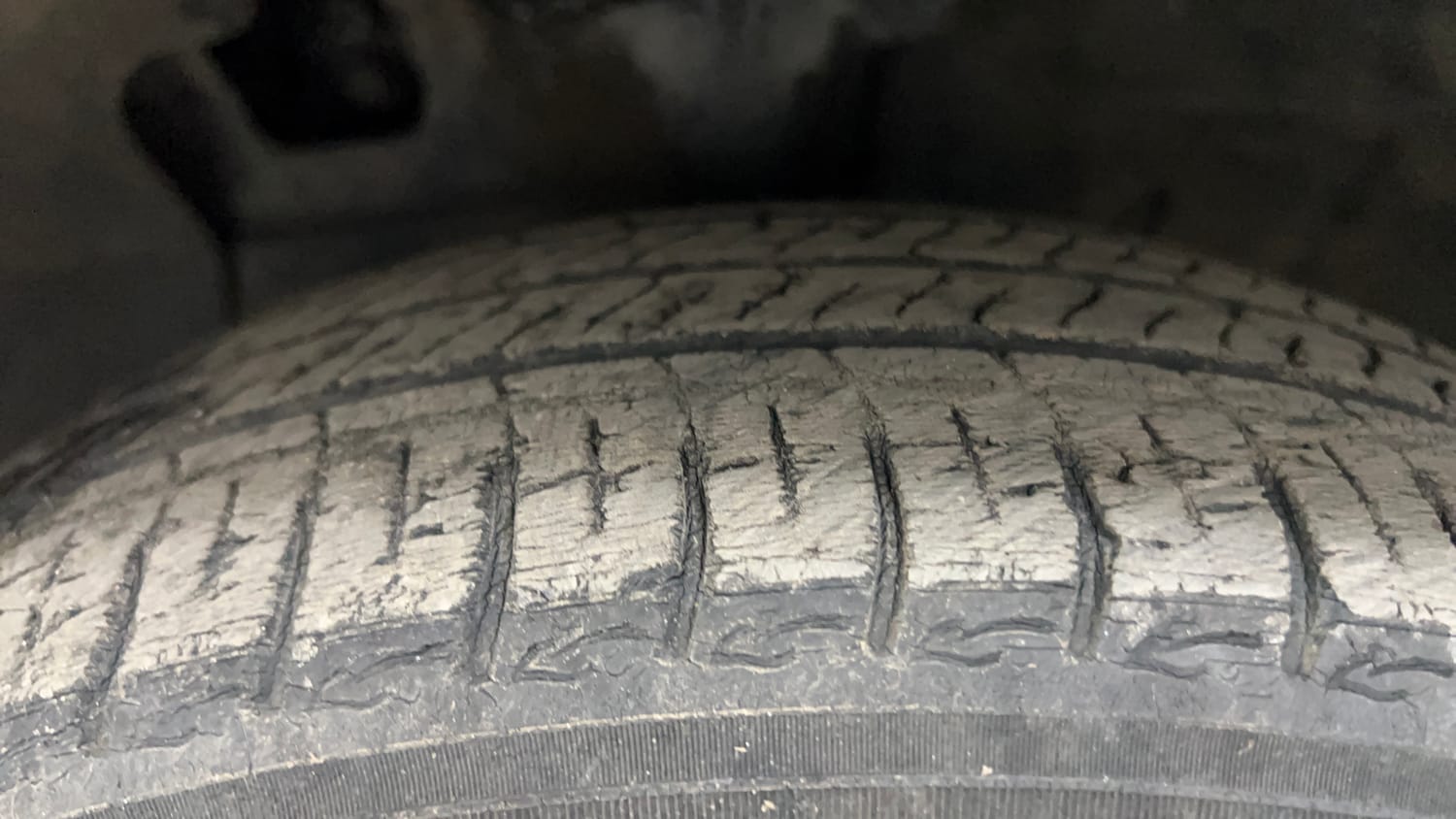 Used 2021 Hyundai Grand i10 Nios Sportz AMT 1.2 Kappa VTVT Petrol Automatic tyres LEFT FRONT TYRE TREAD VIEW