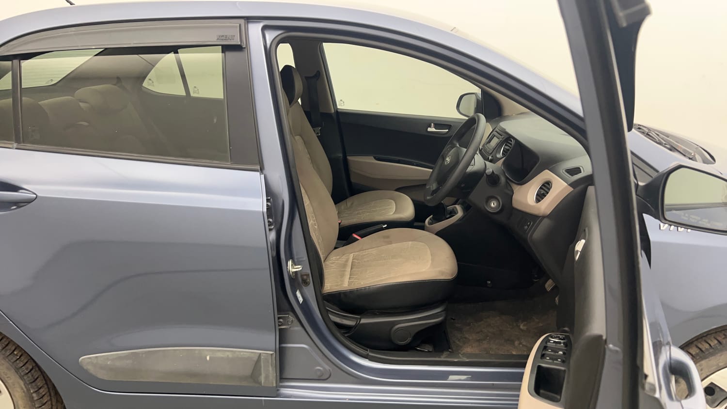 Used 2015 Hyundai Xcent S 1.2 Petrol Manual interior RIGHT SIDE FRONT DOOR CABIN VIEW