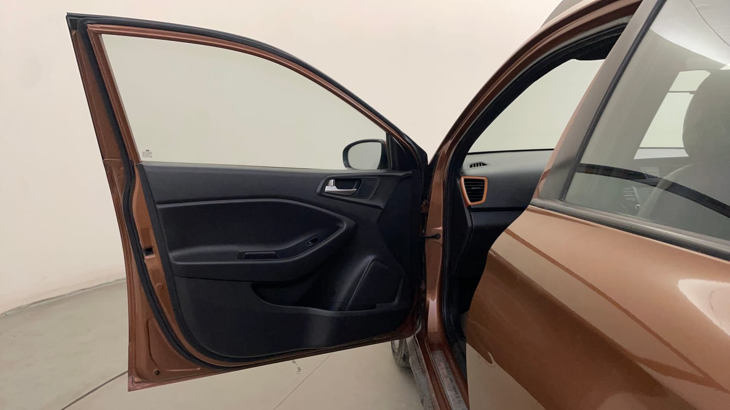 Used 2016 Hyundai i20 Active 1.2 SX Petrol Manual interior LEFT FRONT DOOR OPEN VIEW