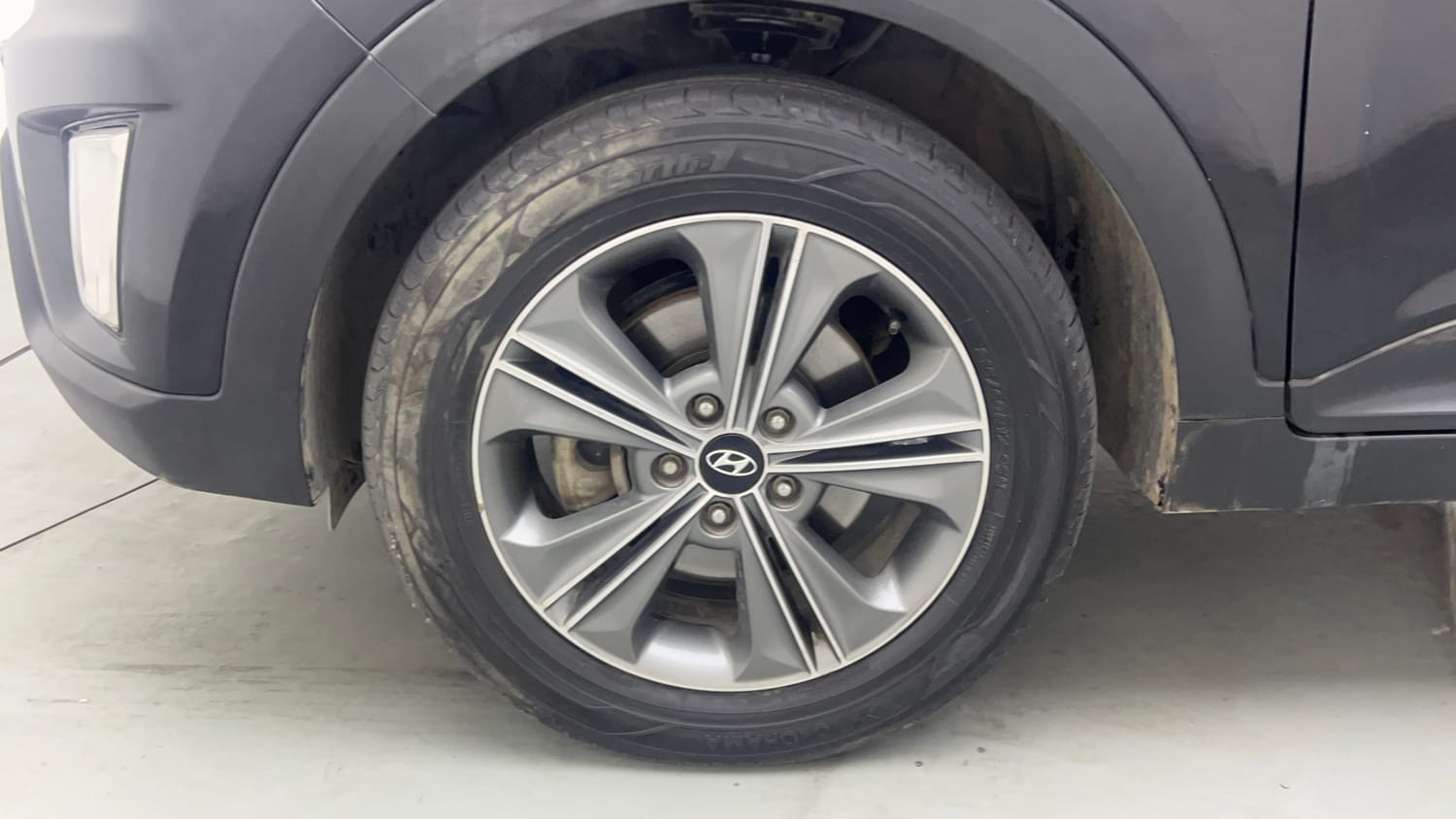 Used 2018 Hyundai Creta SX Plus 1.6 AT Petrol Petrol Automatic tyres LEFT FRONT TYRE RIM VIEW