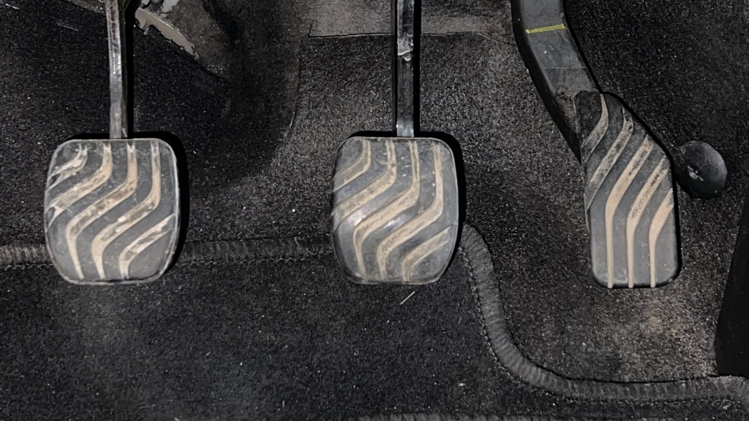 Used 2023 Nissan Magnite XV Petrol Manual interior PEDALS VIEW