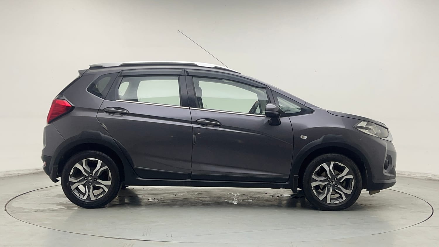 Used 2019 Honda WR-V S MT Petrol Petrol Manual exterior RIGHT SIDE VIEW