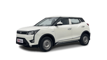 Used 2021 Mahindra XUV 300 W4 1.2 Petrol Petrol Manual Image
