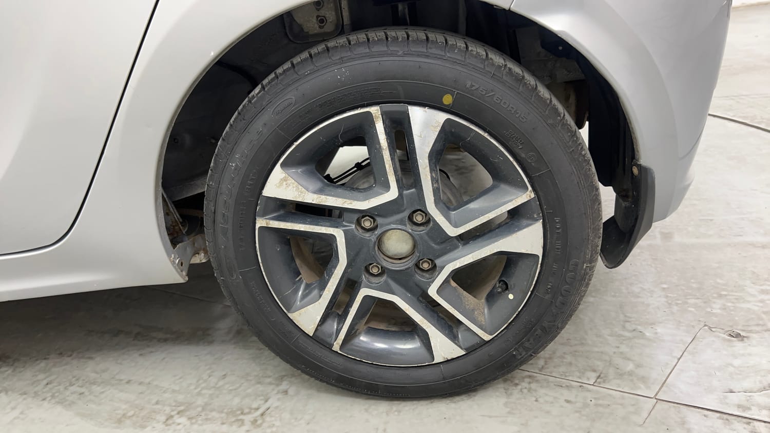 Used 2020 Tata Tiago Revotron XZ Plus Cng (outside fitted) Cng Manual tyres LEFT REAR TYRE RIM VIEW