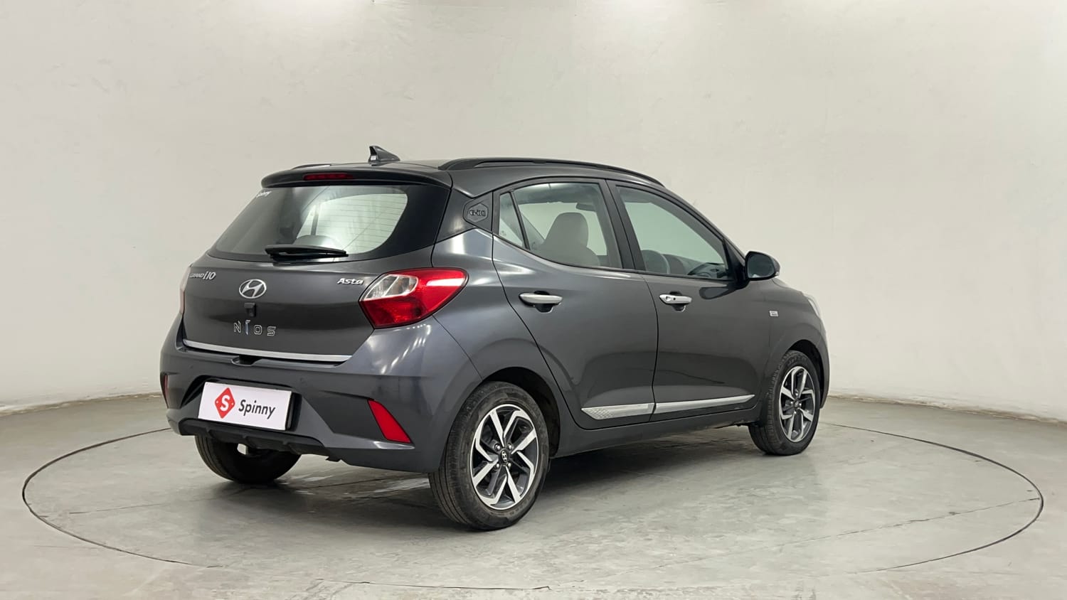 Used 2021 Hyundai Grand i10 Nios Sportz AMT 1.2 Kappa VTVT Petrol Automatic exterior RIGHT REAR CORNER VIEW