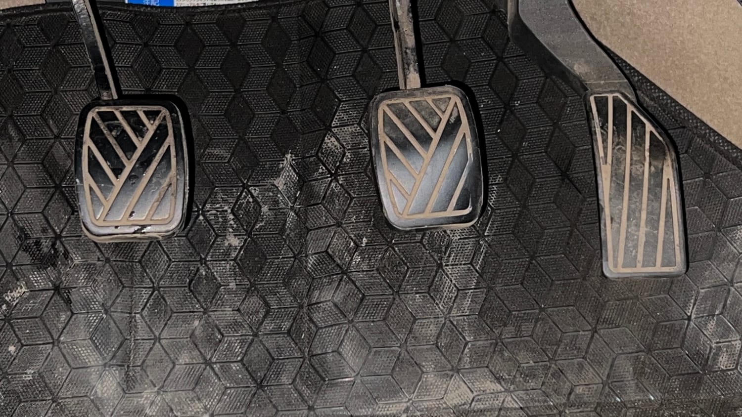 Used 2019 Maruti Suzuki Ciaz Delta Hybrid 1.5 Petrol Manual interior PEDALS VIEW