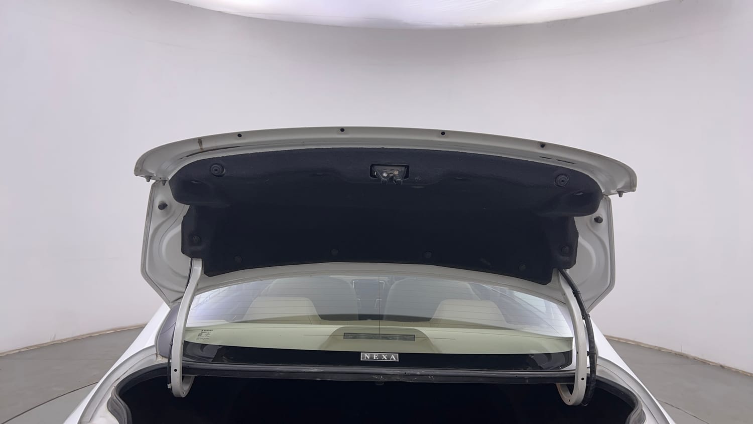 Used 2019 Maruti Suzuki Ciaz Delta Hybrid 1.5 Petrol Manual interior DICKY DOOR OPEN VIEW