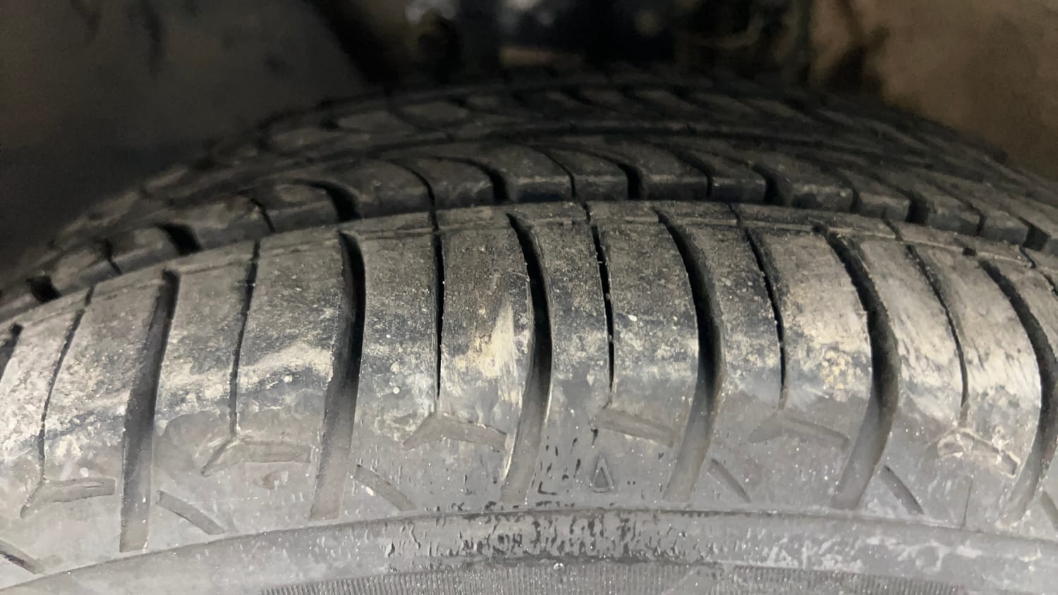 Used 2016 Volkswagen Polo GT TSI Petrol Automatic tyres LEFT FRONT TYRE TREAD VIEW