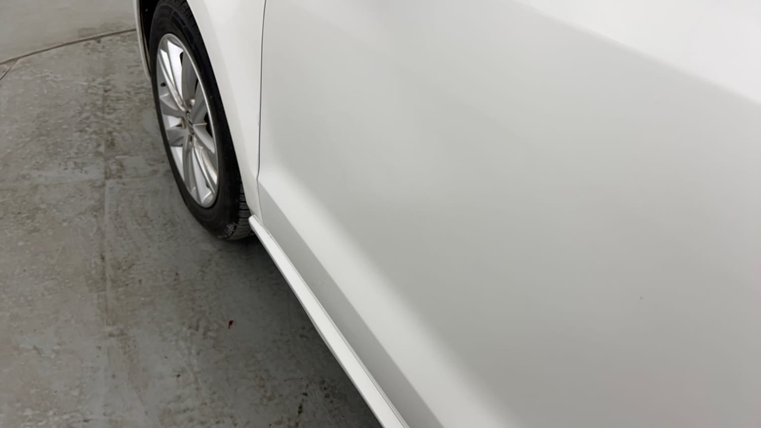Used 2016 Volkswagen Polo GT TSI Petrol Automatic dents MINOR SCRATCH