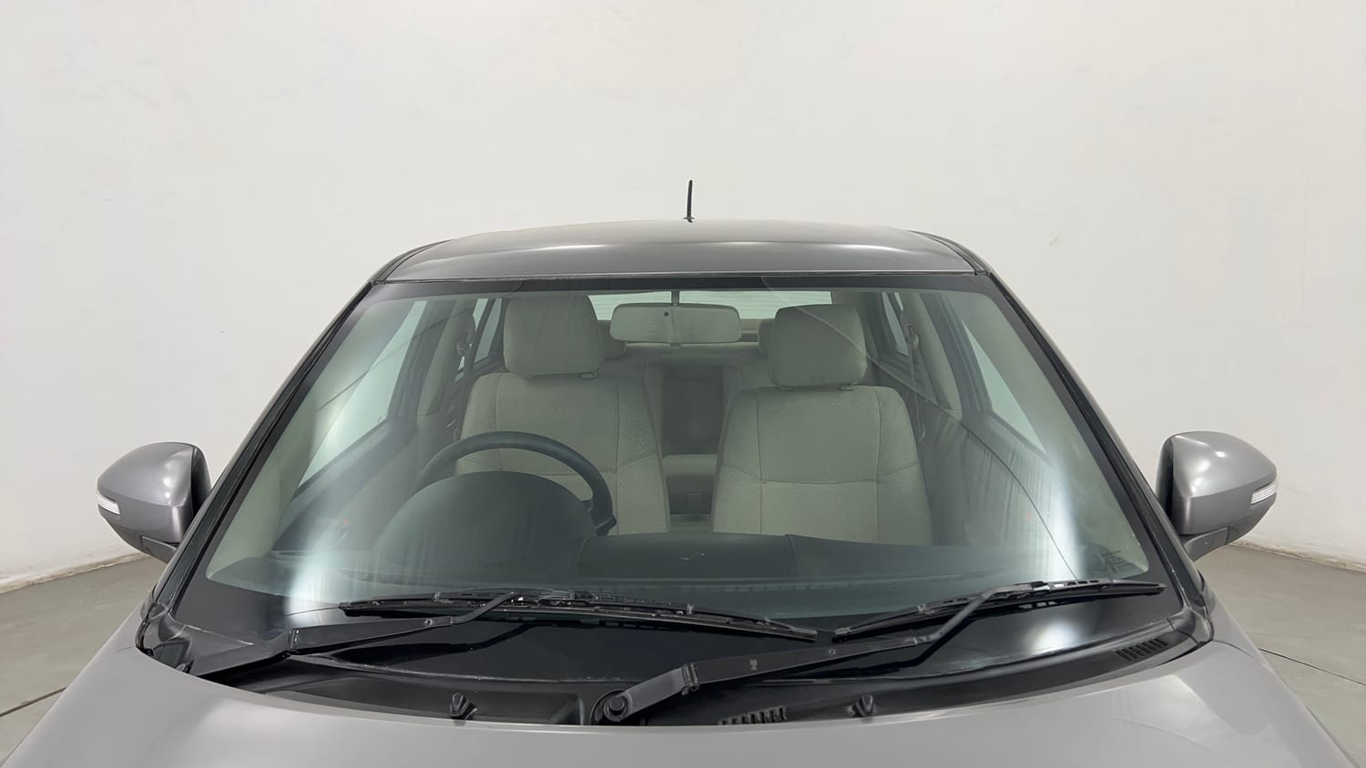 Used 2014 Maruti Suzuki Swift Dzire ZXI Petrol Manual exterior FRONT WINDSHIELD VIEW