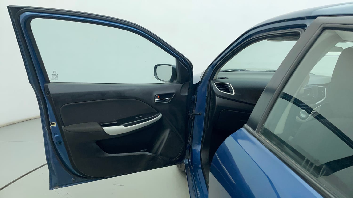 Used 2018 Maruti Suzuki Baleno Delta 1.2 Petrol Manual interior LEFT FRONT DOOR OPEN VIEW