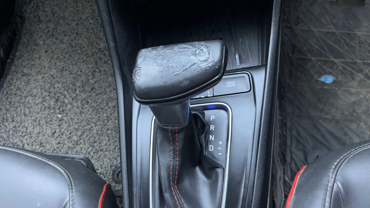 Used 2024 Hyundai Verna SX (O) 1.5 Turbo Petrol DCT Petrol Automatic interior GEAR  KNOB VIEW