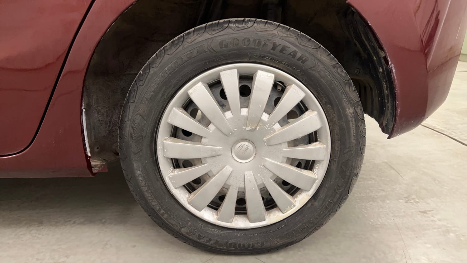 Used 2015 Honda Jazz SV Petrol Petrol Manual tyres LEFT REAR TYRE RIM VIEW