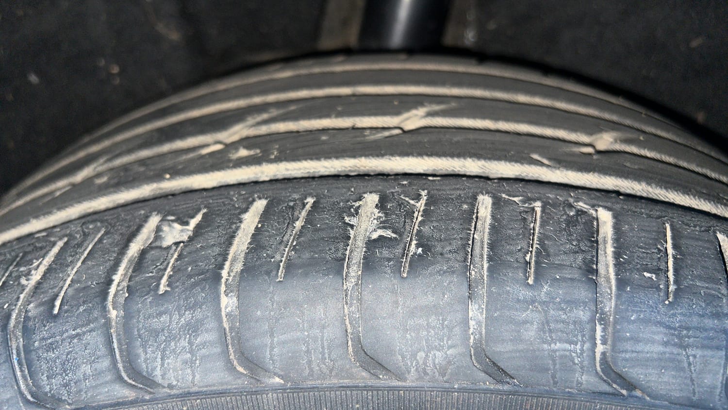 Used 2019 Audi Q3 30 TFSI Premium Petrol Automatic tyres RIGHT REAR TYRE TREAD VIEW