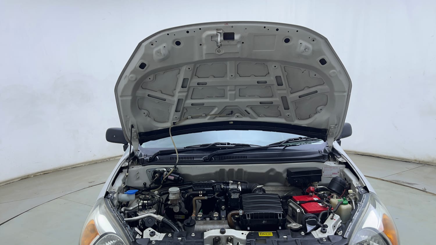 Used 2021 Maruti Suzuki Alto 800 LXi Petrol Manual engine ENGINE & BONNET OPEN FRONT VIEW