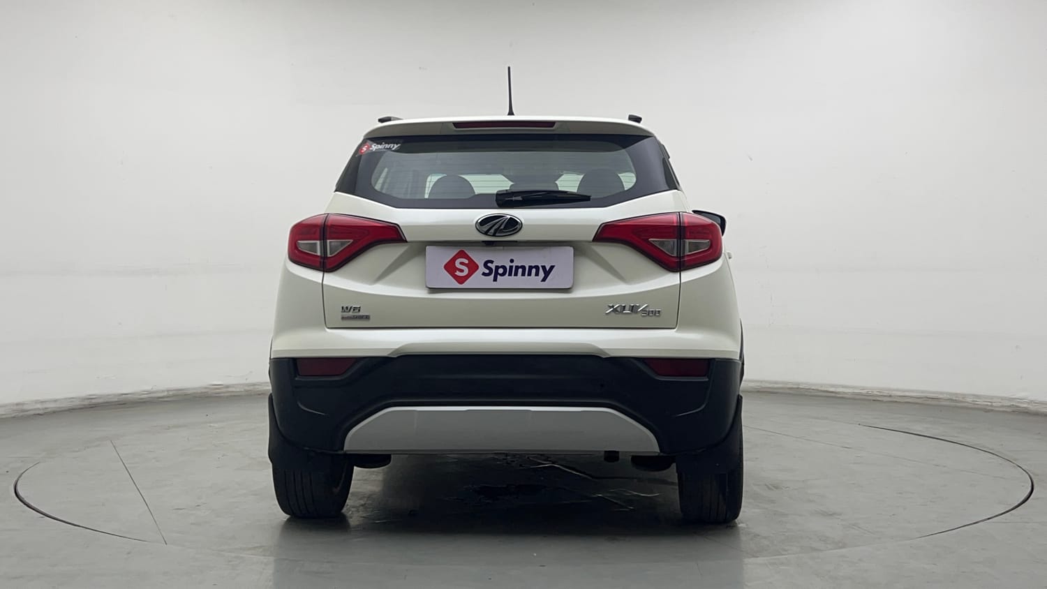 Used 2022 Mahindra XUV 300 W8 (O) 1.2 Petrol AMT Petrol Automatic exterior BACK VIEW