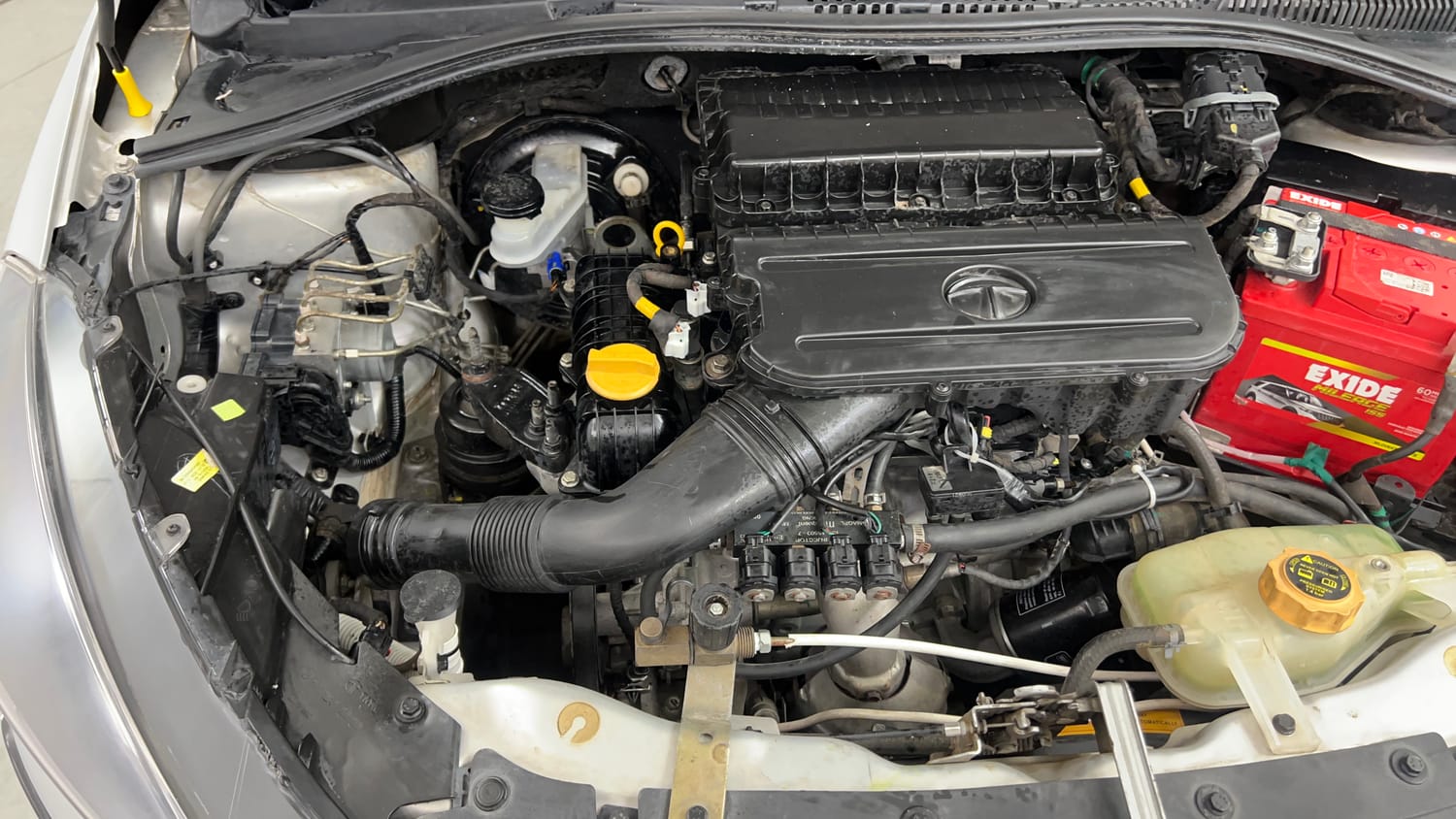 Used 2020 Tata Tiago Revotron XZ Plus Cng (outside fitted) Cng Manual engine ENGINE RIGHT SIDE VIEW