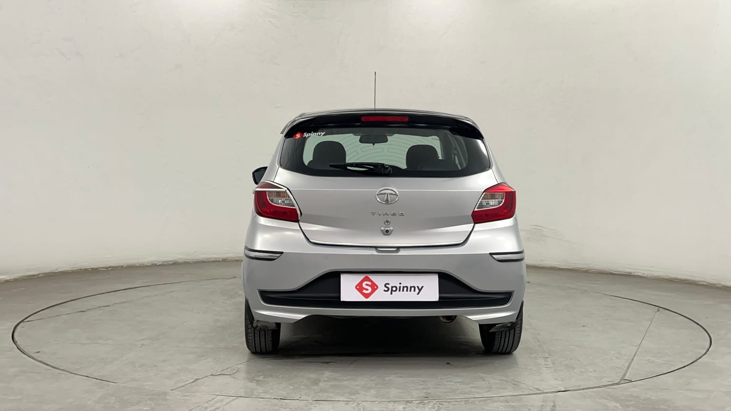 Used 2020 Tata Tiago Revotron XZ Plus Cng (outside fitted) Cng Manual exterior BACK VIEW